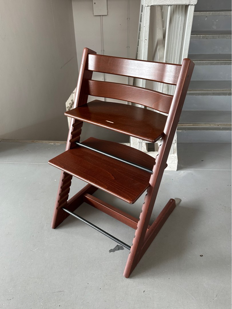 Stokke Tripp Trapp chair Walnut, Babies & Kids, Nursing & Feeding, Baby