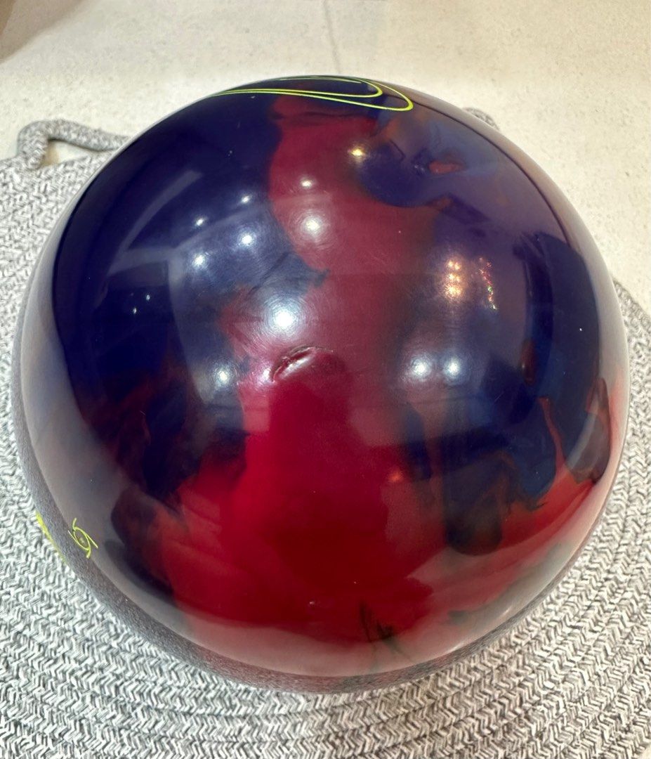Phaze 2 Bowling Ball Surface Storm Phaze II Bowling Ball - Red