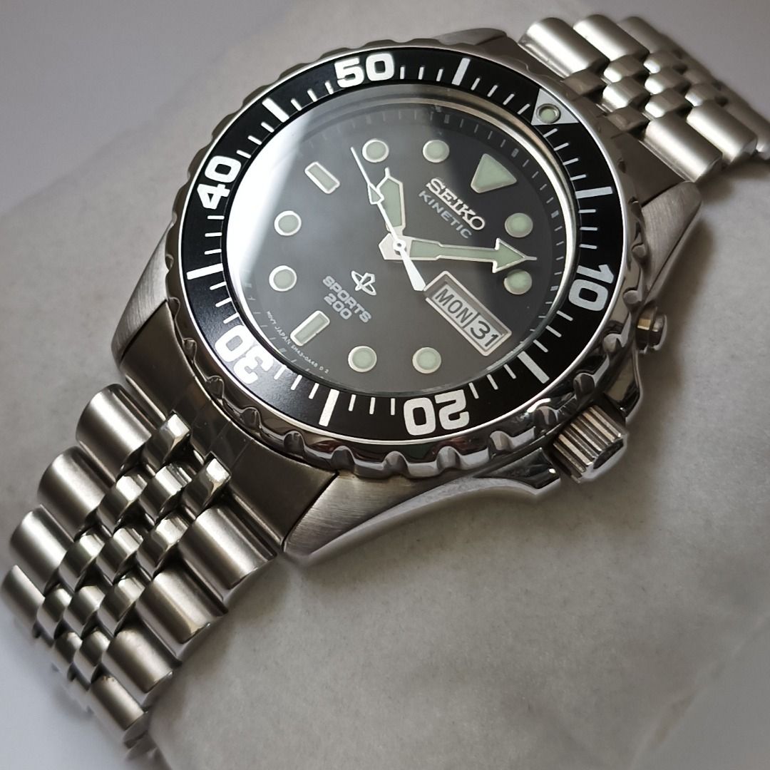 Super Rare Brand New Discontinued Seiko Kinetic Jubilee Sports 200