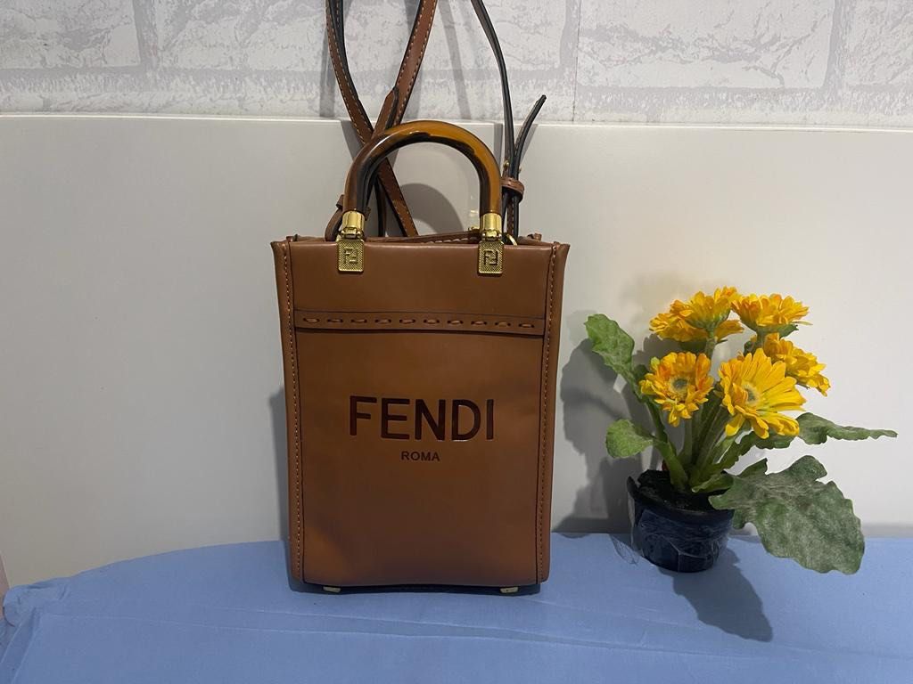 ☆FENDI☆ Mini SUNSHINE Shopper 2wayバッグ BROWN×WHITE♪ c12757fe_fendi_mini_sunshine_s