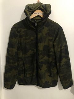 (Category: ) located in . Submitted by thrift.ko (Listing ID 1268350934, Image 1). Description: .