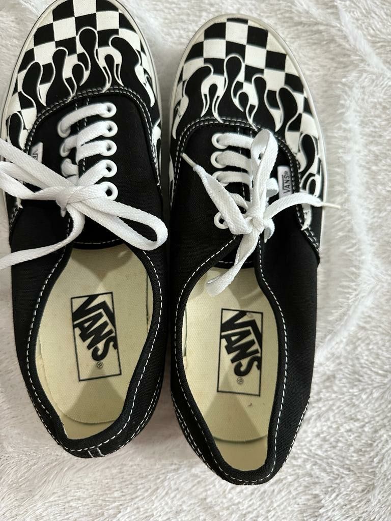 Authentic checker discount flame vans