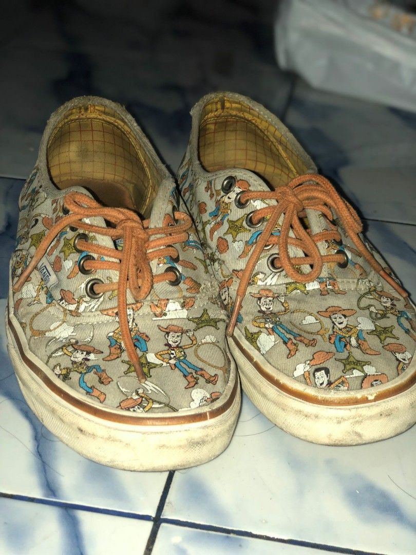 Harga sepatu vans hotsell toy story original