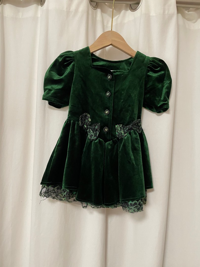 Baby Girl Velvet Stuff Winter Dress In Green Color Round Neck Design