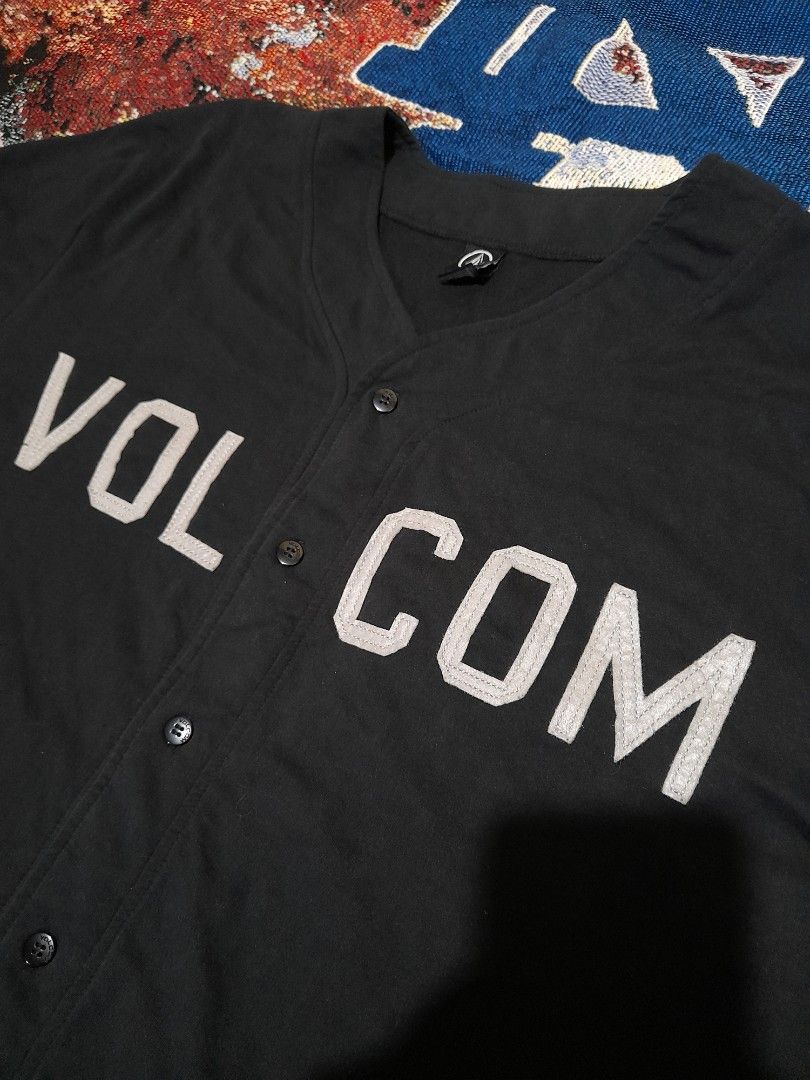 Volcom top baseball jersey