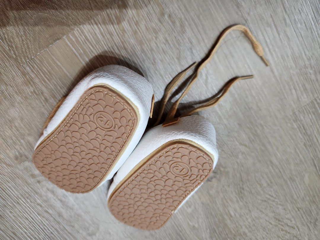 White top pleather shoes