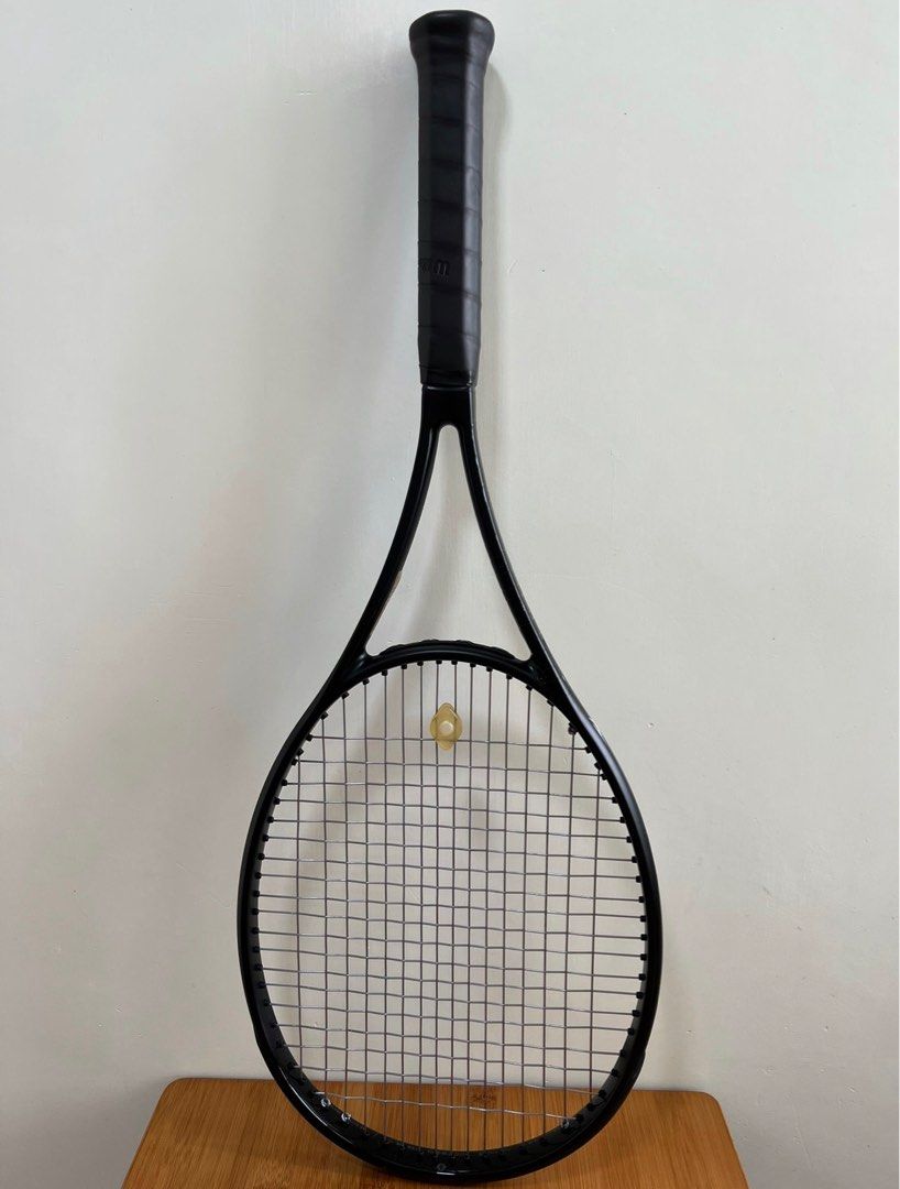 Wilson NOIR Blade 98 V8 Tennis Racquet, 運動產品, 運動與體育, 運動 