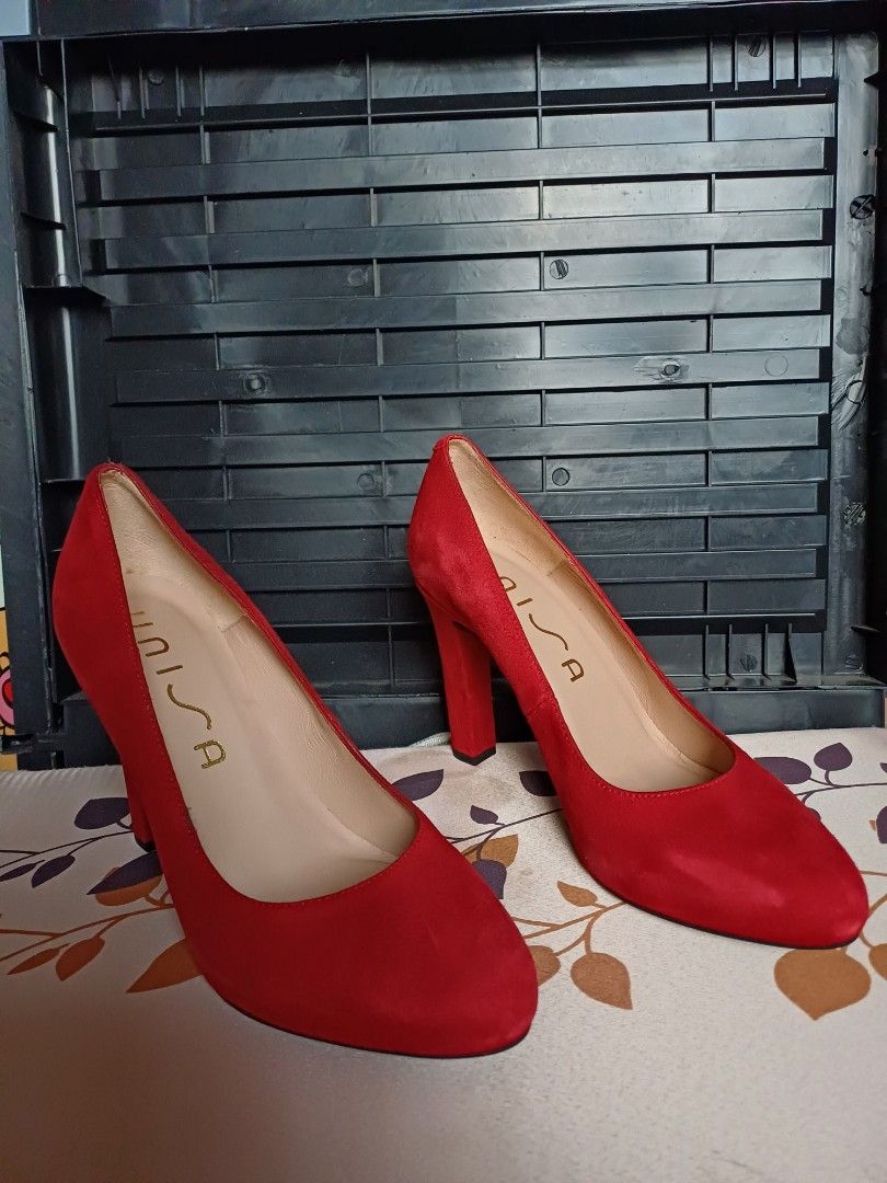 WOMEN HEELS NEW SALE UNISA Fesyen Wanita Sepatu di Carousell