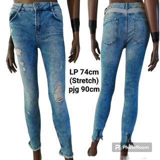 Zara ripped skinny jeans