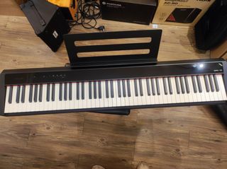（分類：）位於 。 由 fun_music_center 提交（商品編號 1261110235，圖片 1）。簡介： 。