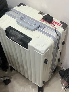 （分類：）位於 。 由 Wongyoungen 提交（商品編號 1263626073，圖片 1）。簡介： 。