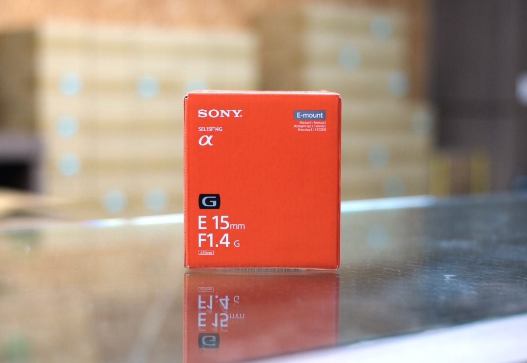 行貨Sony E 15mm F1.4 G (SEL15F14G), 攝影器材, 鏡頭及裝備- Carousell