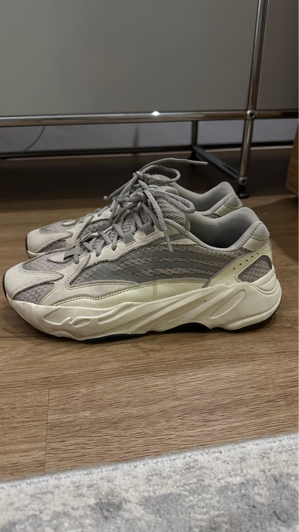 Adidas yeezy 700 static online