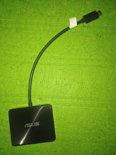 ASUS MINI DOCK
HDMI - USB - TYPE C > USB TYPE C Adapter