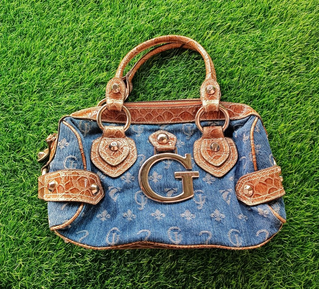 AUTHENTIC GUESS USA ORIGINAL HAND CARRY HANDBAG, Women's Fashion, Bags