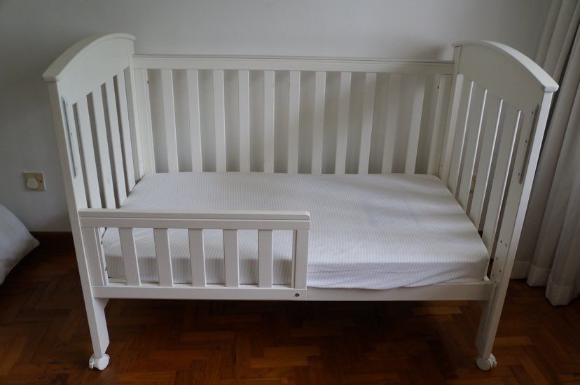 Preloved nursery furniture outlet