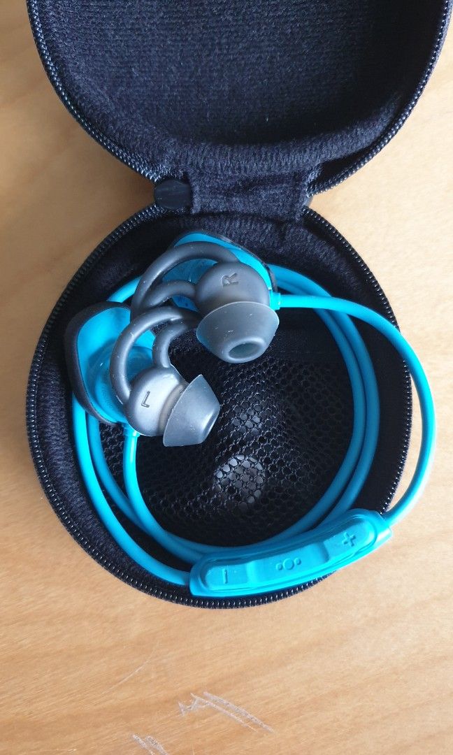 Bose soundsport 2025 carry case
