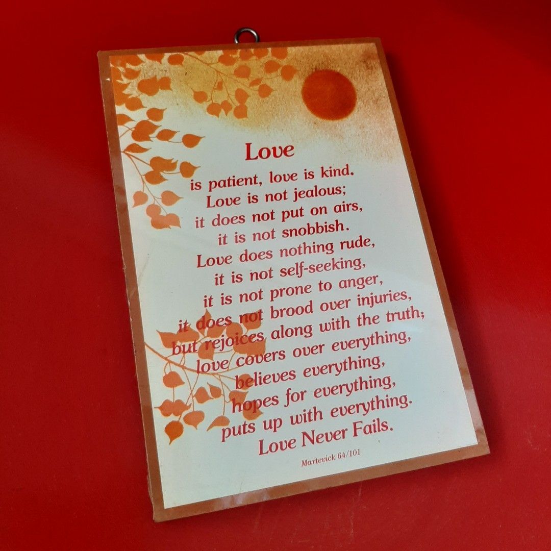 Brand New Wooden Plague inspirational phrases and love quotes. Wall