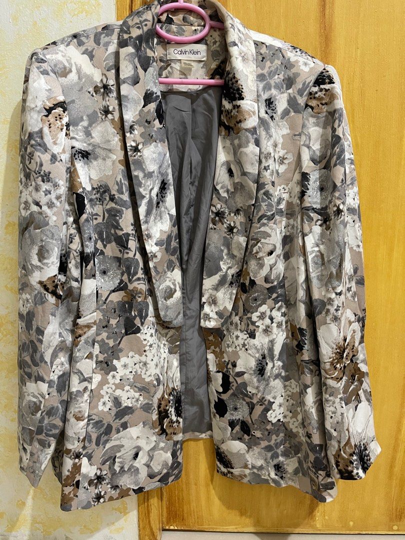 Calvin klein sale floral blazer