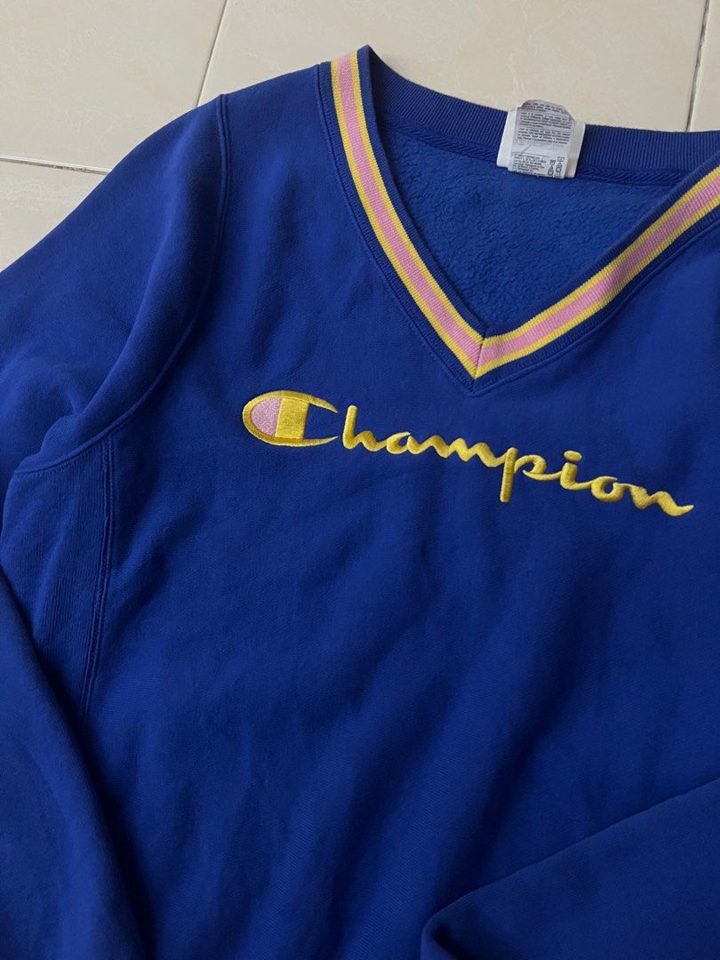 Champion v top neck sweatshirt