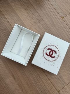 Chanel Factory 5 Mystery box - hand cream, towel, nail file, pouch