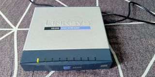 Cisco systems linksys sd208   8-port 10/100 switch