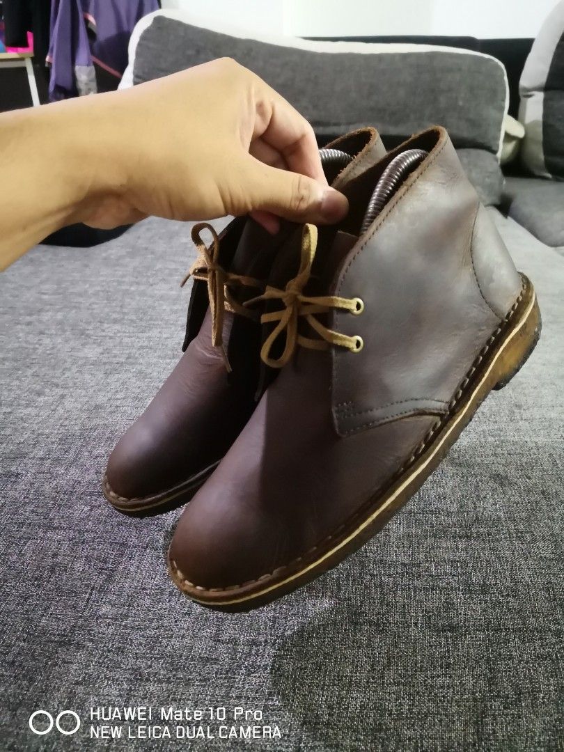 Clarks phenia deals desert boot