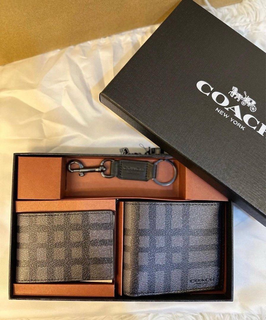 NWT Coach Men's Boxed Compact ID Wallet Set