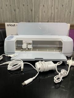 Cricut Maker 3 with Many Accessories, Hobbies & Toys, Stationery & Craft,  Craft Supplies & Tools on Carousell