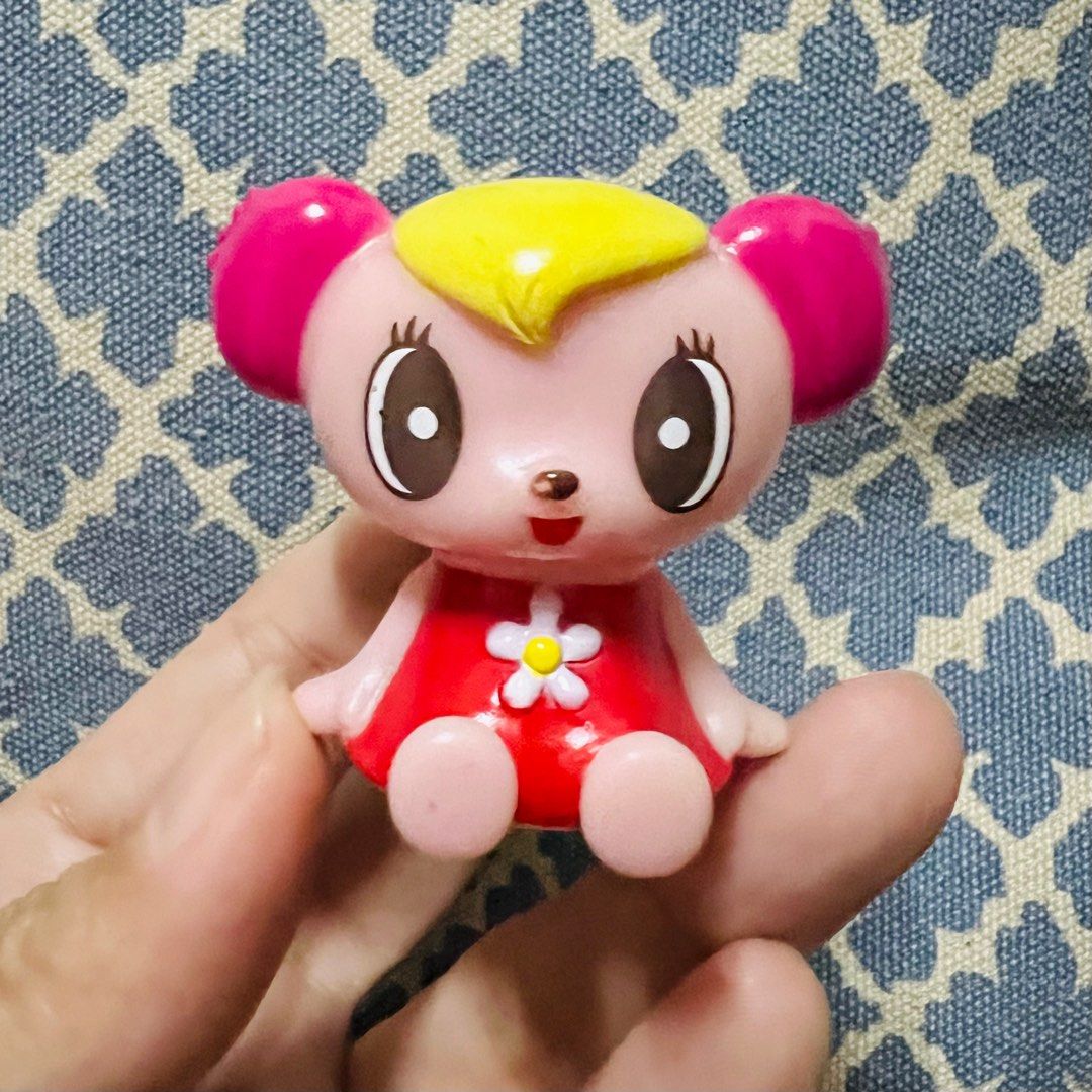 CUTE FIGURE SET OF 3 (Category: Figurines & Statues) located in Manila. Submitted by tarbabe (Listing ID 1263697454, Image 2). Description: Cute Kidzooona mascot, 3 pcs for 150.