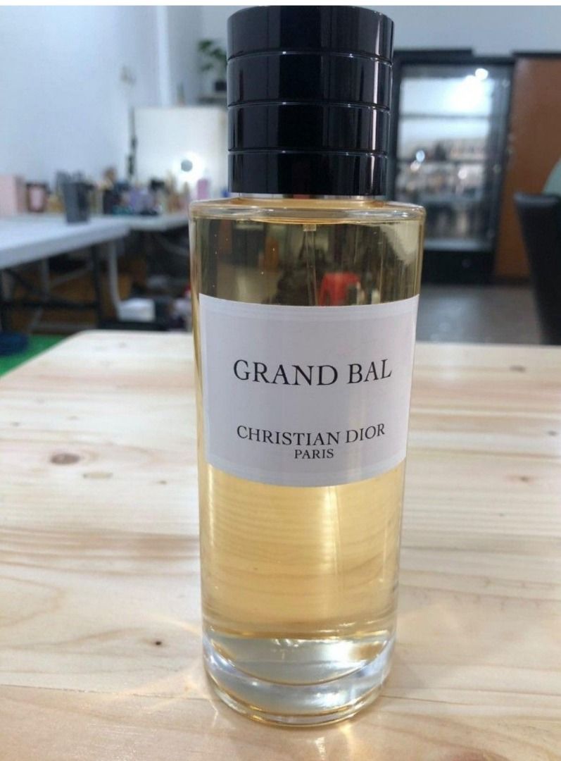 Dior Paris Grand Bal Perfume No Box Original Kesehatan