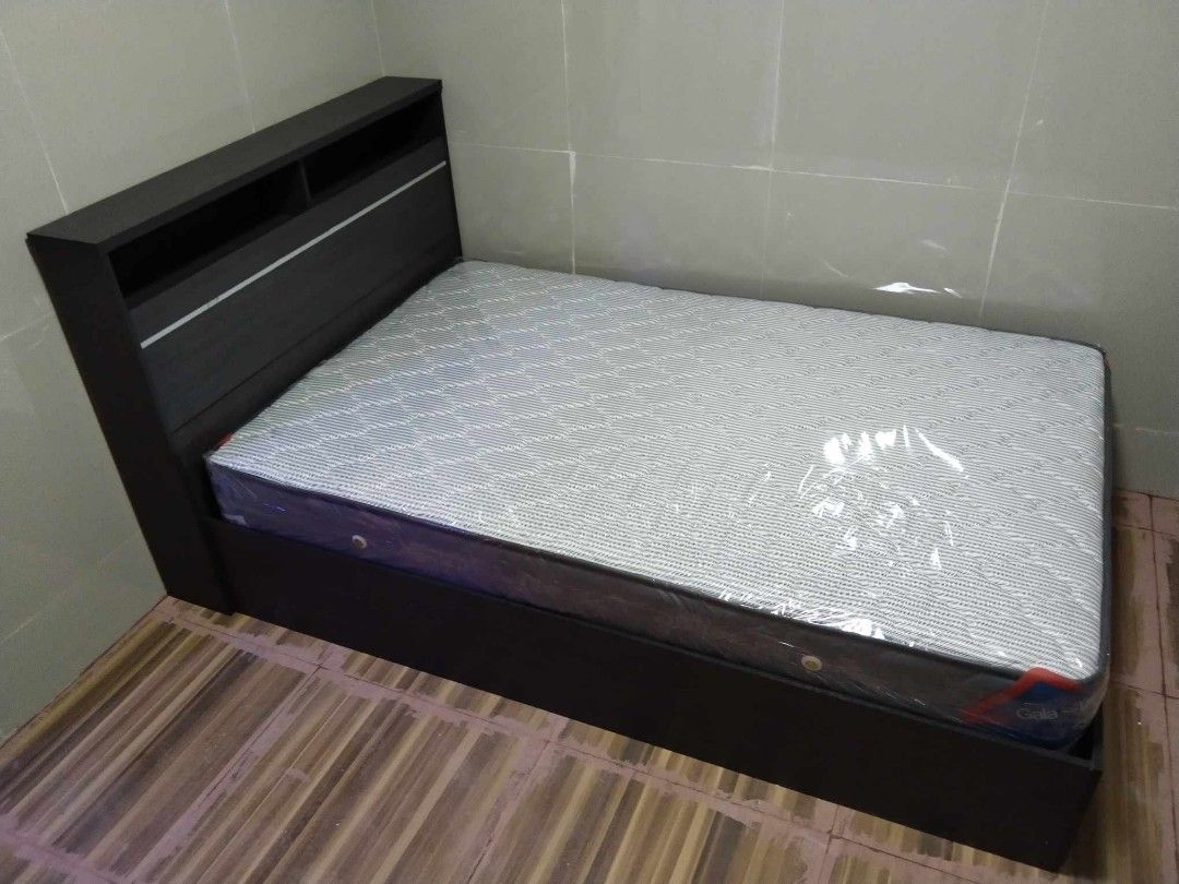 Double Size Bedframe with Drawers and Storage (Category: Bed Frames & Mattresses) located in Manila. Submitted by minchin30 (Listing ID 1263587121, Image 3). Description: Accept Same Day Delivery 🚚🚚🚚 Brand New Free Assemble 🛠️🛠️🛠️ Available Sizes: 36x75 Single 48x75 Double 54x75 Full Double 60x75 Queen Mode of Payment: Cod Gcash Bank Transfer Dm now for more Details and Fast Transaction..