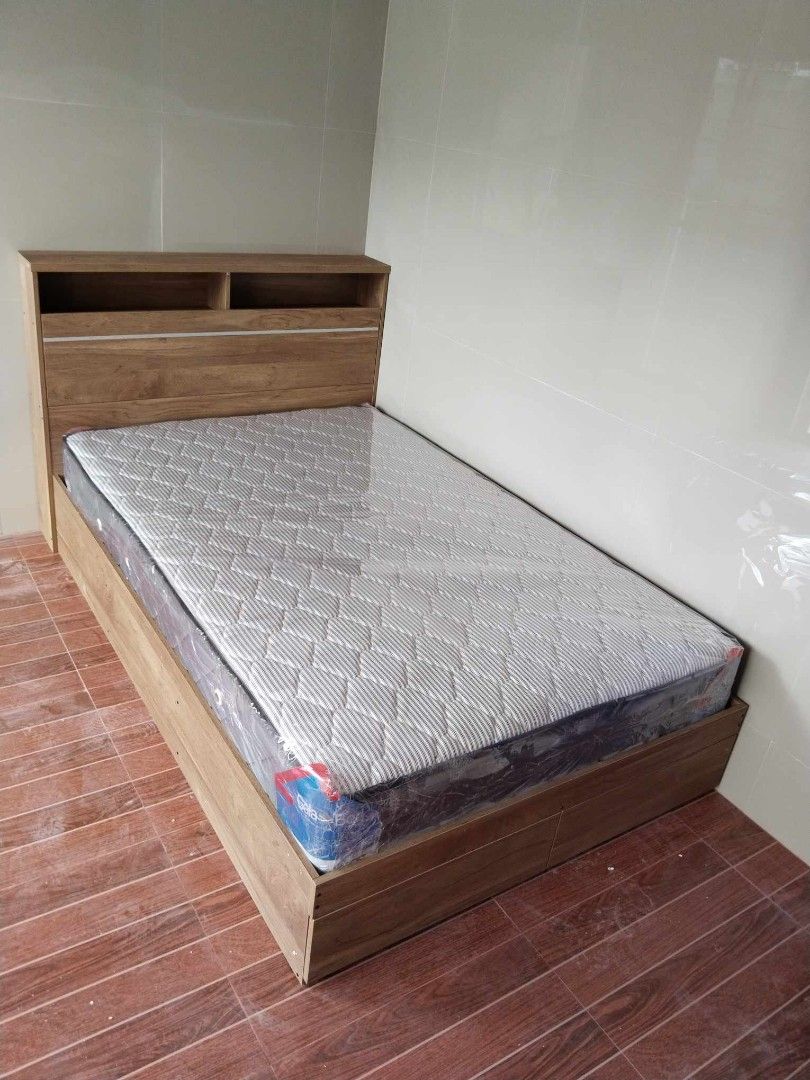 Double Size Bedframe with Drawers and Storage (Category: Bed Frames & Mattresses) located in Manila. Submitted by minchin30 (Listing ID 1263587121, Image 1). Description: Accept Same Day Delivery 🚚🚚🚚 Brand New Free Assemble 🛠️🛠️🛠️ Available Sizes: 36x75 Single 48x75 Double 54x75 Full Double 60x75 Queen Mode of Payment: Cod Gcash Bank Transfer Dm now for more Details and Fast Transaction..
