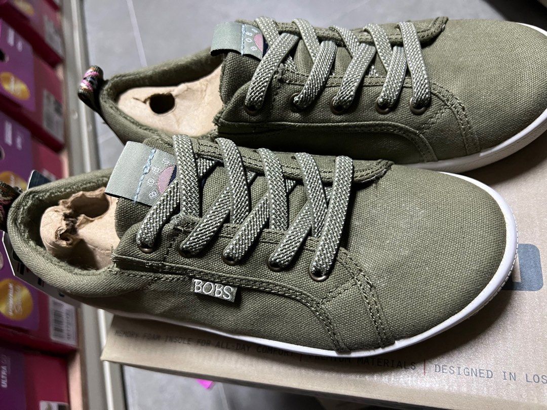 Flat shoes colab Bob Women s Fashion Footwear Sneakers on Carousell