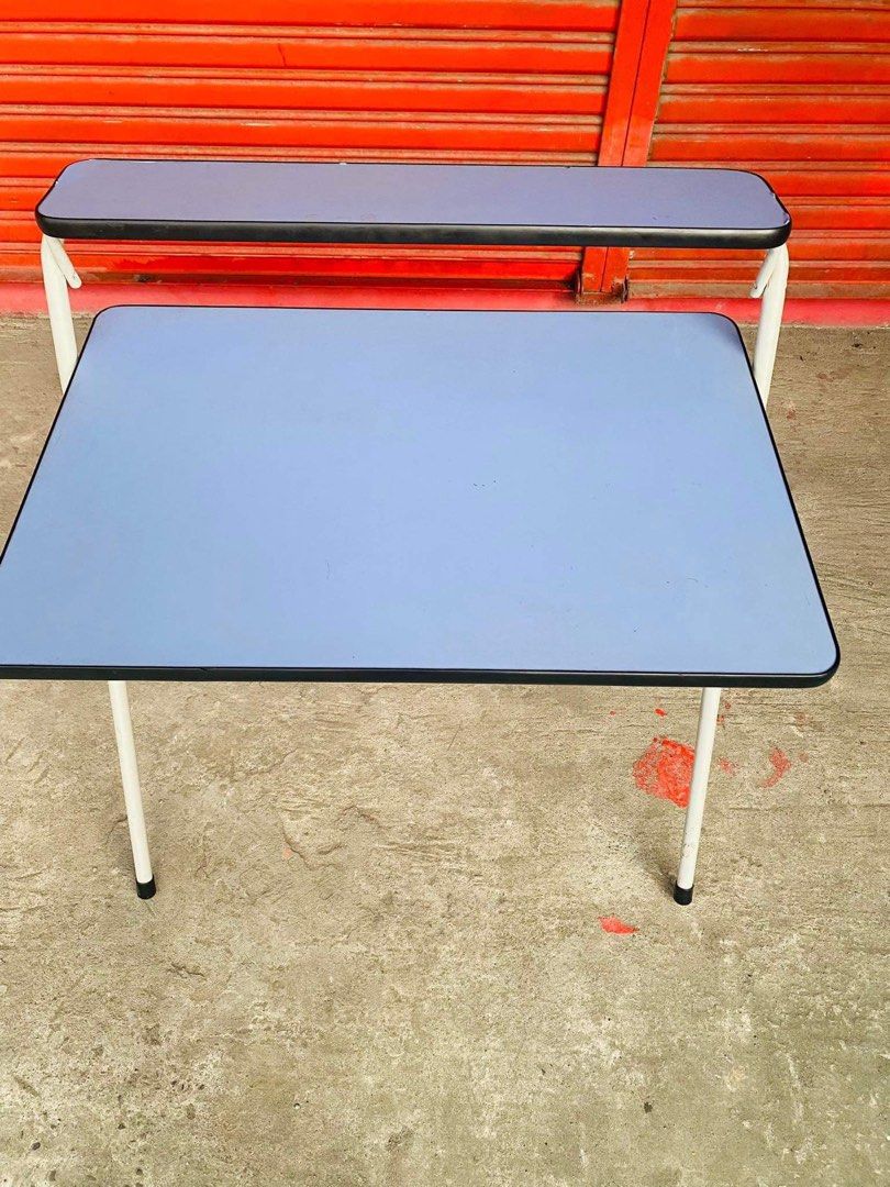 FOLDABLE METAL FRAME STUDY TABLE/COMPUTER TABLE IN GOOD CONDITION SIZE 29.5L 20.5W x35.5H (Category: Tables & Sets) located in Manila. Submitted by hfjapansurplus (Listing ID 1263554984, Image 2). Description: .