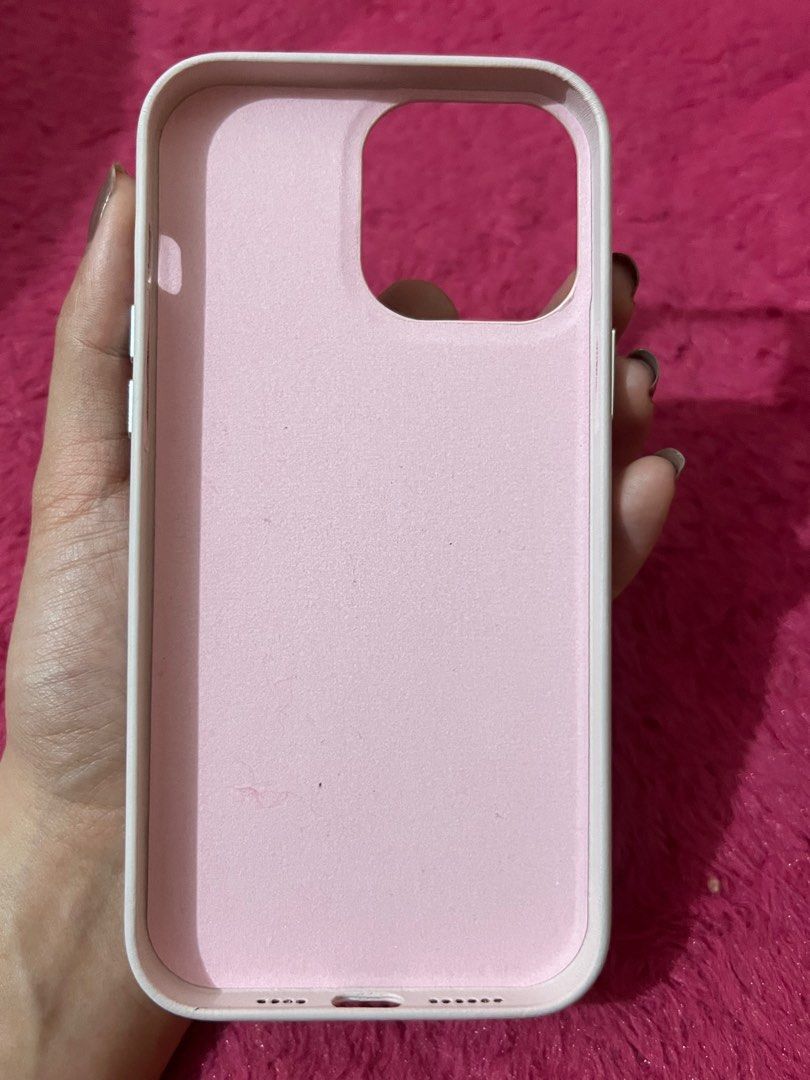 Funiki Case (Category: Cases & Sleeves) located in Lipa City. Submitted by pinky09 (Listing ID 1263648247, Image 3). Description: Funiki Case for 13 promax Light pink in color RFS: Decluttering.