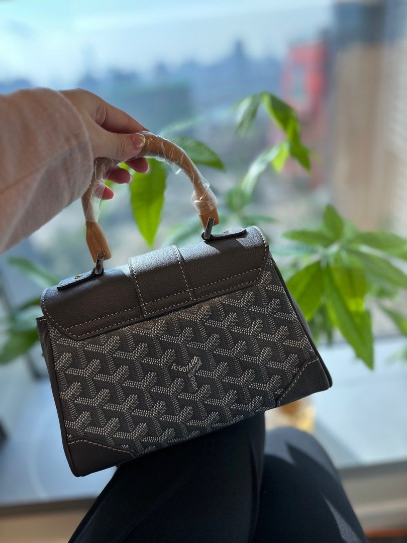 Goyard wooden handle best sale bag