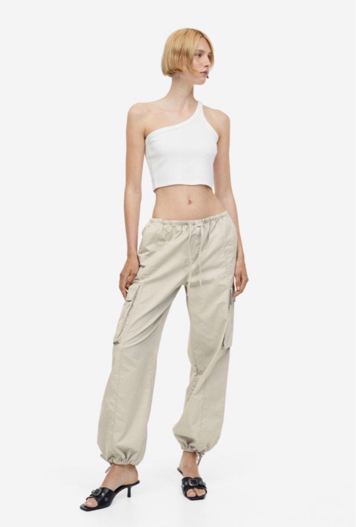 H&M slimfit cargo pants, Women's Fashion, Bottoms, Jeans & Leggings on  Carousell