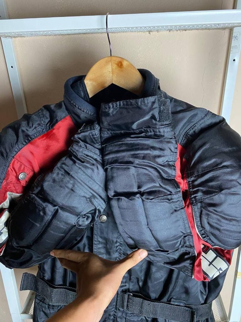 Hrc best sale pit jacket