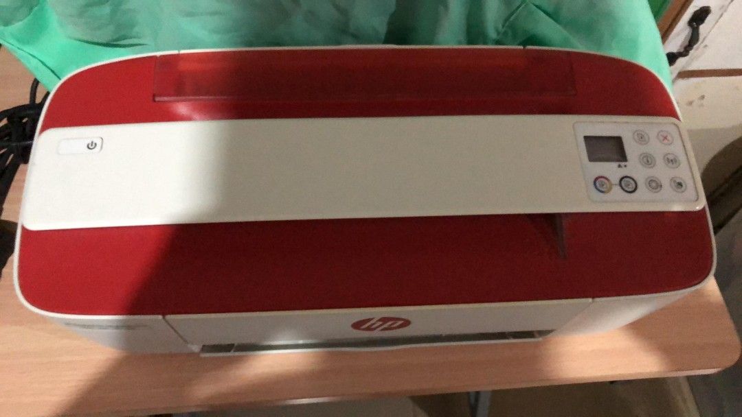 HP Printer (RED) (Category: Printers, Scanners & Copiers) located in Makati City. Submitted by nicolaylay (Listing ID 1263630568, Image 1). Description: .