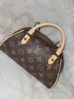 Lv lunch box bag, Women's Fashion, Bags & Wallets, Cross-body Bags on  Carousell