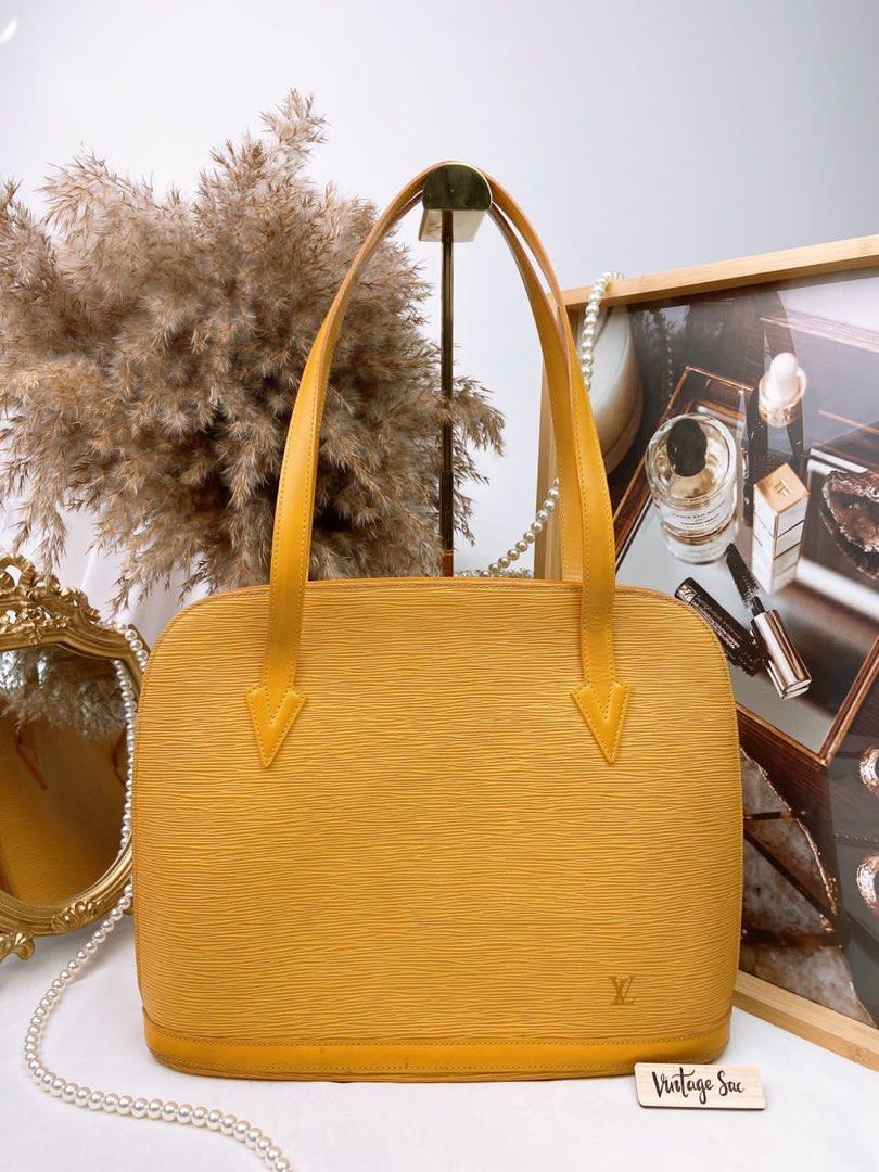 Louis Vuitton Epi Lussac Bag Yellow Authentic. Used condition. 6