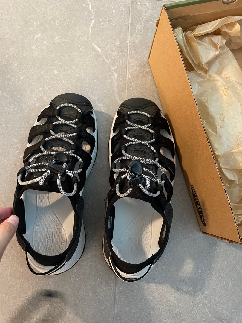 Keen Sandal, Women's Fashion, Footwear, Sandals on Carousell