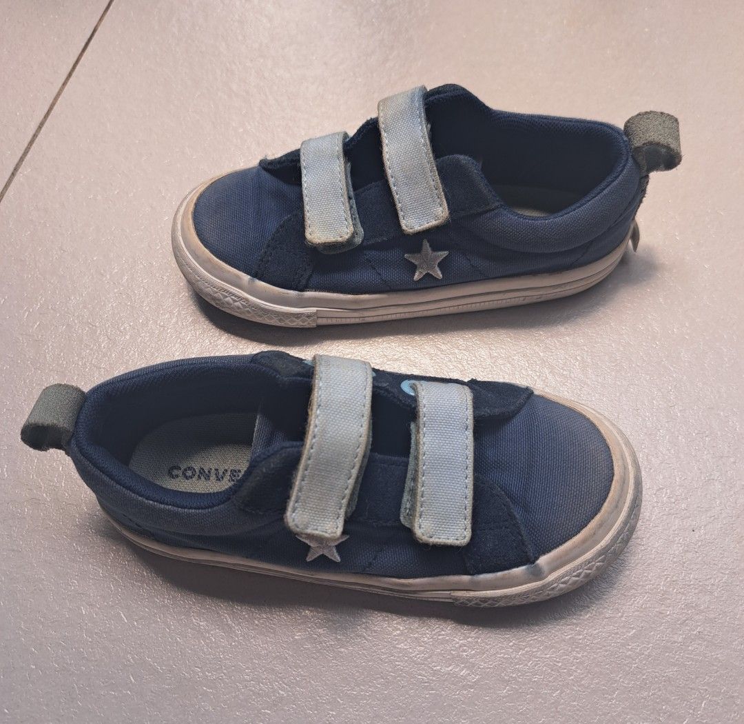 Boys converse one star 2025