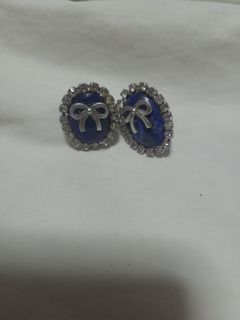 Korean Style Crystal Drop Earrings in Black – shopkiasha