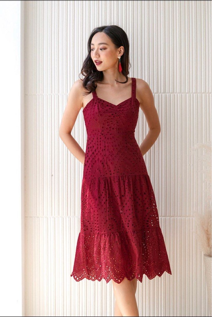Red lace midi dress spaghetti straps store