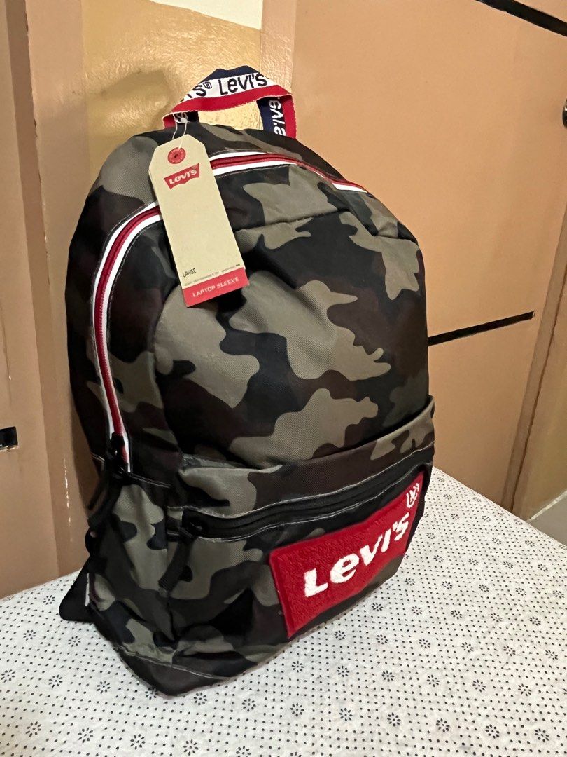 Levi's sales camo backpack