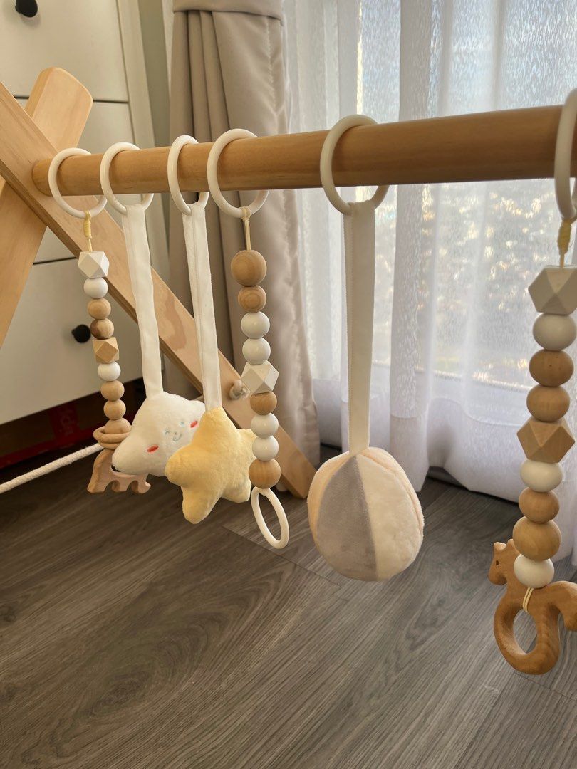 Little dove wood baby gym top