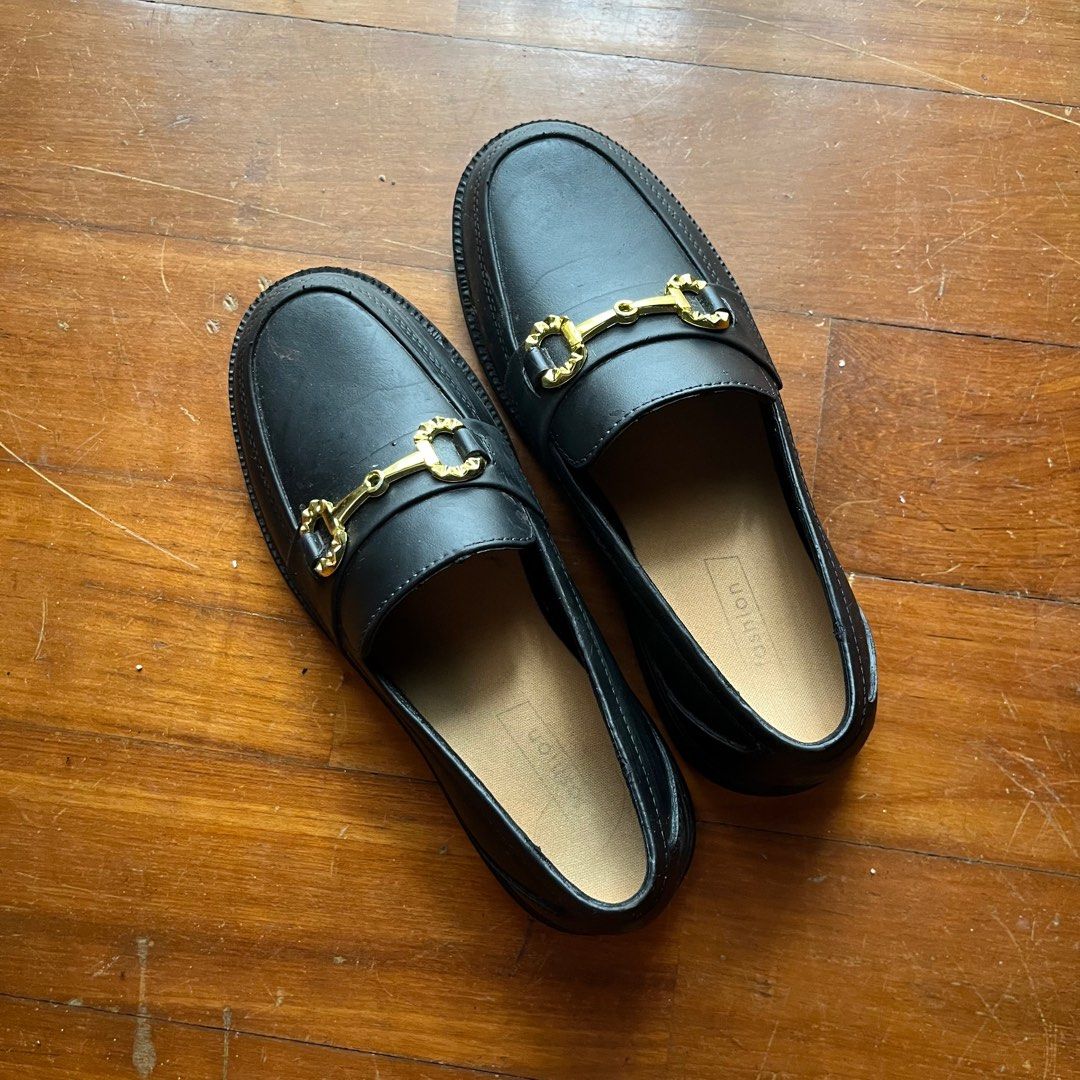 Kasut loafer outlet