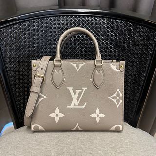 Preloved louis vuitton onthego PM in like nee condition. She comes